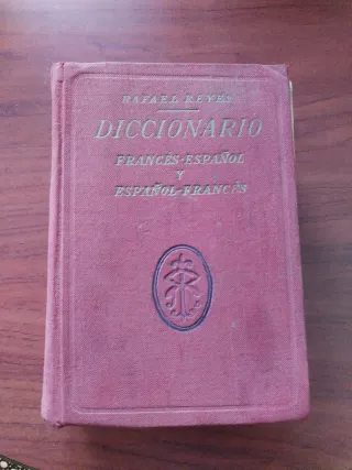 Lote libros francés, diccionarios y otras cosas