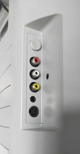 Televisor Loewe Xelos A20 Plata