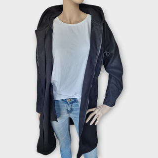 Abrigo largo con capucha