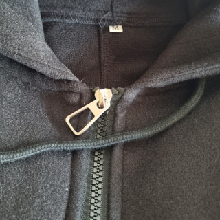 Abrigo largo con capucha