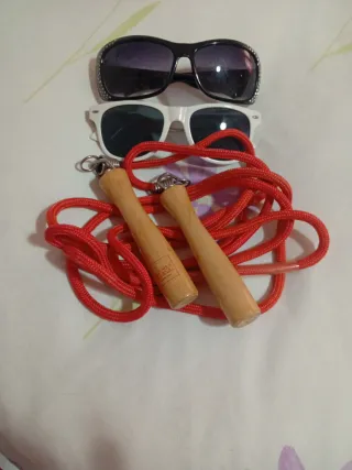 Comba,gafas de sol mujer y gafas de sol niñ@.7€