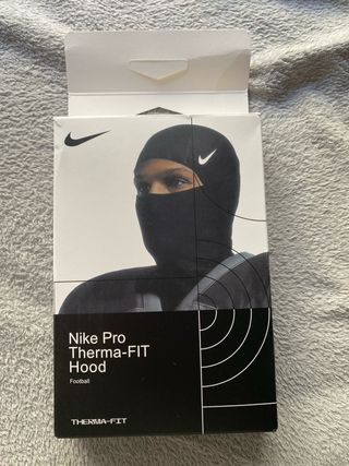Nike Pro Therma-FIT Hood