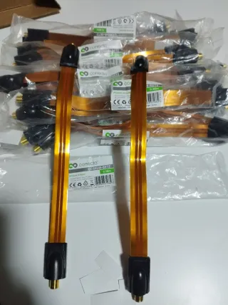 Set 2 pasacables antena, para ventana, planos.