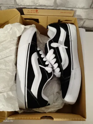 Vans Knu Skool nere/bianche