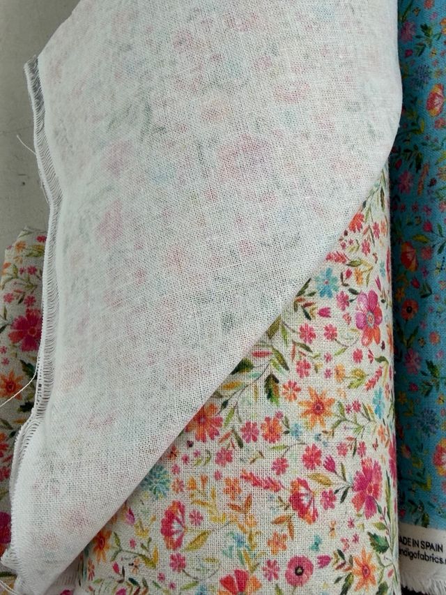 Tela Percal de flores.