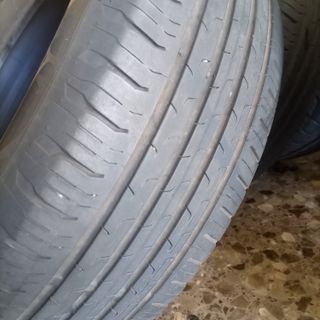 Neumáticos de coche usados