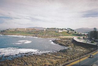 Cámara Canon AV-1 Plata y Negra