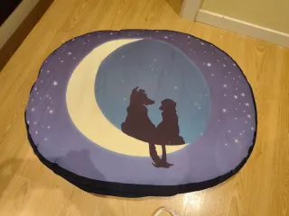 Cama cómoda para perros/gatos con diseño luna