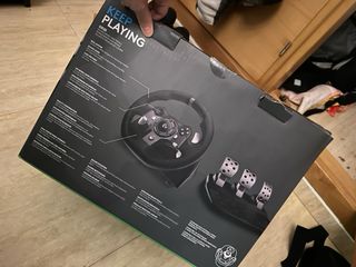 Logitech G920 Volante y Pedales Xbox/PC