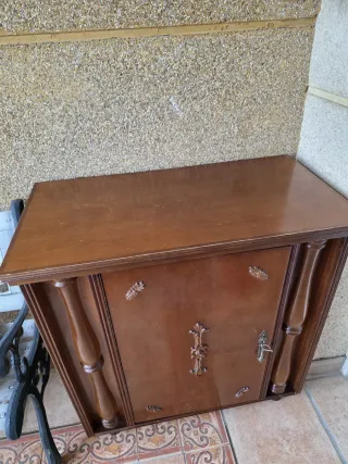 Máquina de coser moderna