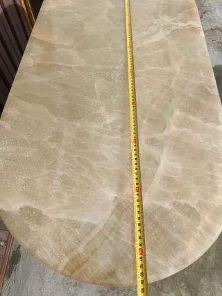 Mesa de Mármol onix sobre Pie de Máquina Alfa,