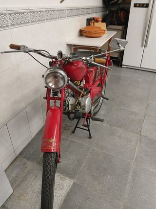 Moto Guzzi Hispania 1955 Roja