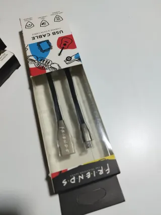 Cable Micro USB Friends oficial (Nuevo)