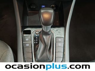 Hyundai Ioniq 1.6 GDI HEV Klass DCT 104 kW (141 CV)