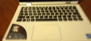 Portátil Lenovo Yoga Blanco y Negro