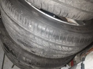 Llantas Volkswagen 17 pulgadas con neumáticos