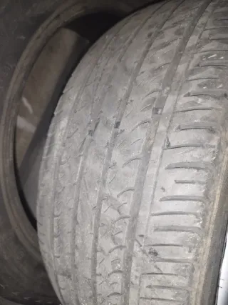 Llantas Volkswagen 17 pulgadas con neumáticos