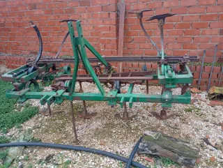 Maquinaria agrícola y aperos