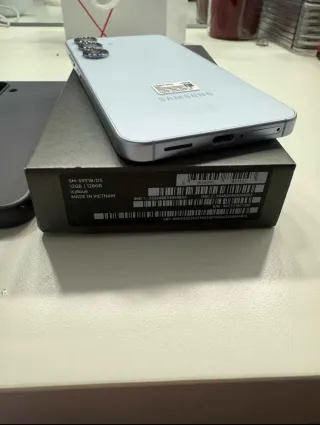 Samsung Galaxy S25 12/128GB Icy Blue