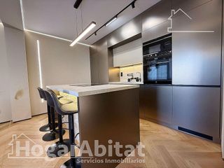 Piso en venta en Centro en Alicante