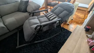 Butaca reclinable gris con cojín NUEVA