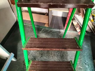 Escalera verde 4 peldaños
