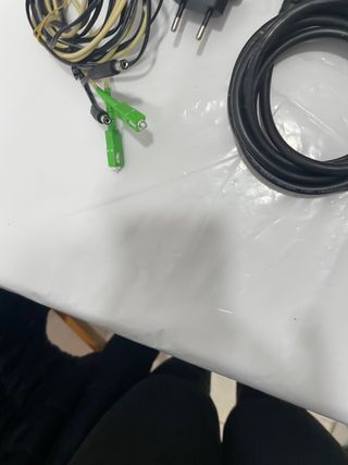 Lote cables ordenador y WiFi