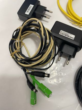 Lote cables ordenador y WiFi