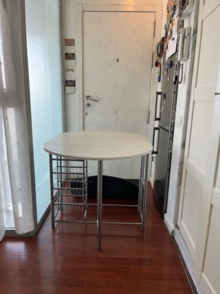 Mesa de estudio plegable blanca