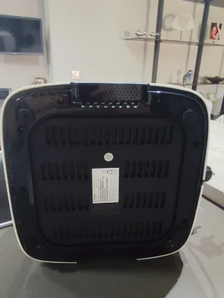 Freidora de aire Cosori 5.5L prácticamente nueva