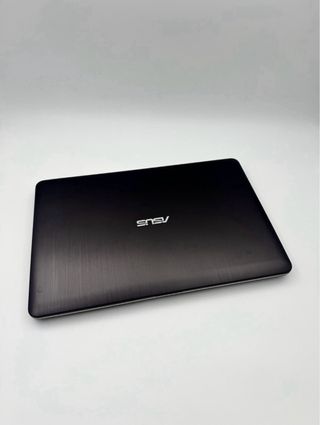 Portátil Asus i3 8GB RAM 240GB SSD 15 W11