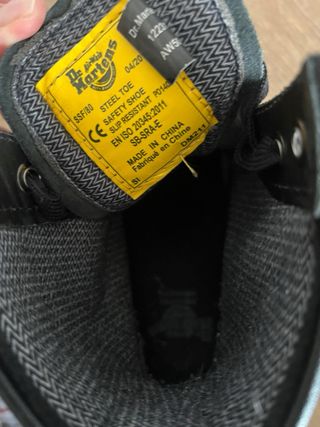 Botas Dr. Martens Negras punta de metal