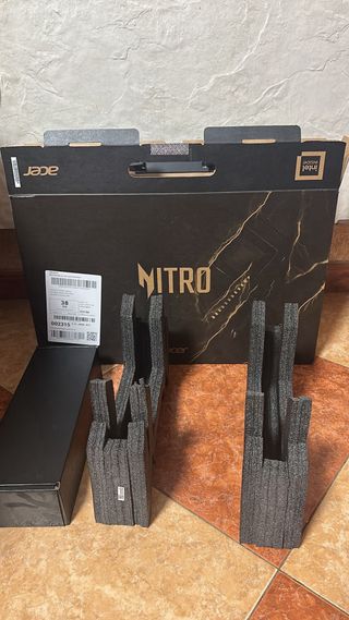 Portátil Acer Nitro 16 AN16-51-74HY Intel Core i7-