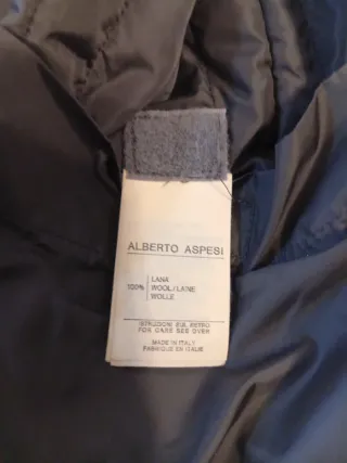 Chaqueta dos cuartos negra