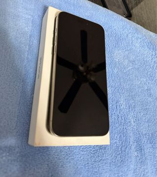 iPhone 15 Pro Max 256GB Natural Titanium + Funda