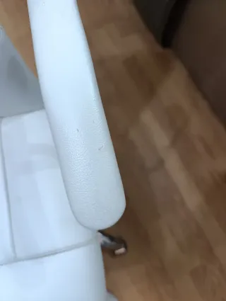 Silla de escritorio blanca