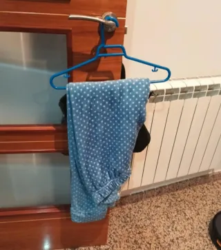 Pijama mujer azul con dibujo de llama