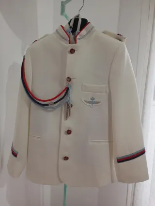 Traje de Comunión Blanco con Detalles