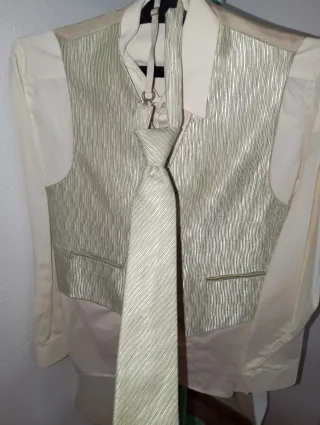 Traje de Comunión Niño Blanco y verde