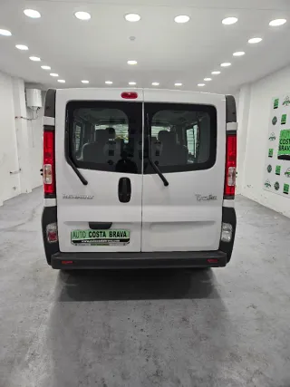 Renault Trafic 9plazas 27.000km, seminueva!!!