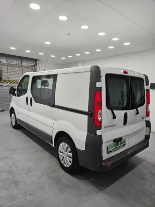 Renault Trafic 9plazas 27.000km, seminueva!!!