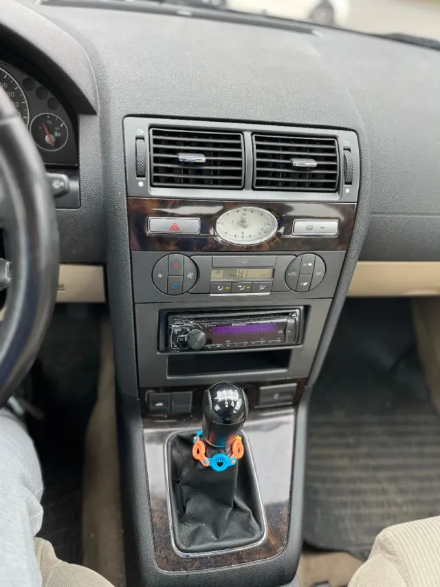 Ford Mondeo 7028 CLM