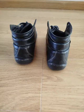 Botas de piel Coronel Tapioca con cordones