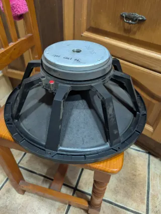 Altavoz Electro-Voice 18 1357 8917