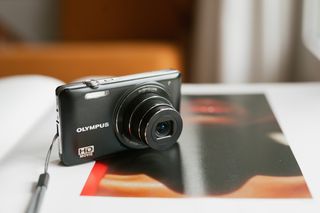 Câmara Digital Olympus VG-160 Preta