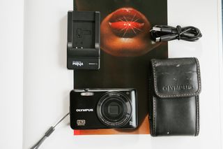 Câmara Digital Olympus VG-160 Preta