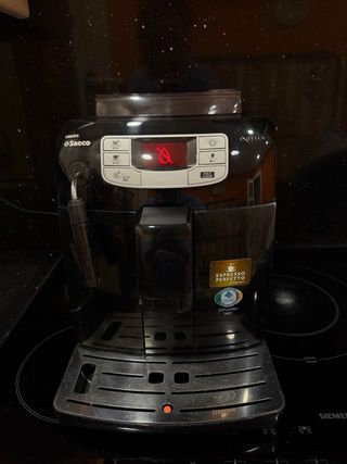 Cafetera Philips Saeco Intelia Automática
