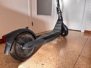 Patinete eléctrico casi nuevo
