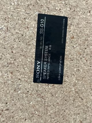 Minicadena Sony HCD-C20 + Altavoces SS-G10