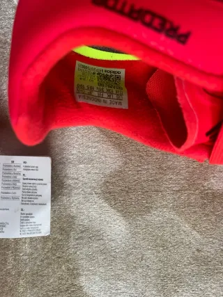 Adidas Predator League TF Talla 31 Niños .